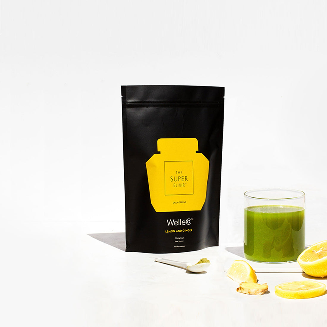 5 Surprising Things That Happen When You Drink Your Greens