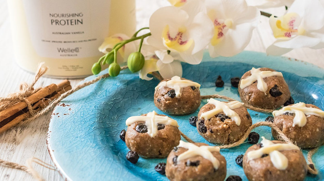 Raw Blueberry Hot Cross Buns